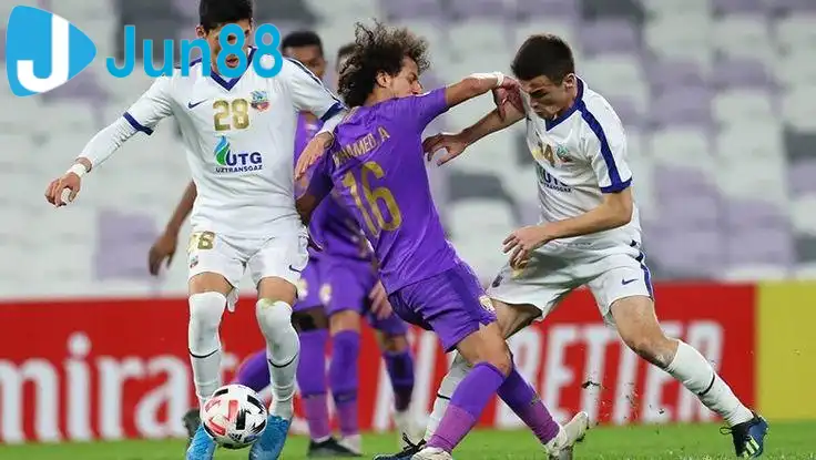 Thế trận diễn ra kịch tính Thế trận diễn ra kịch tính