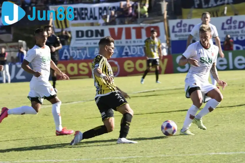 Đội chủ nhà được đánh giá cao hơn trong trận đấu này Đội chủ nhà được đánh giá cao hơn trong trận đấu này